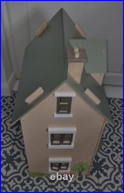 Tender Leaf Toys Foxtail Villas Wooden Dolls House