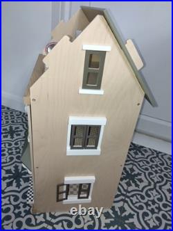 Tender Leaf Toys Foxtail Villas Wooden Dolls House