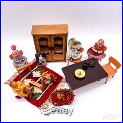 Vintage bundle of dollhouse accessories including wooden furniture and dolls (20 pieces)