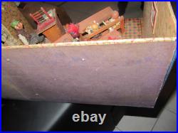 Vintage school dollhouse cardboard classroom with 7 dolls + teacher 41x33x22
