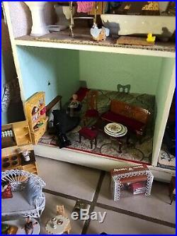 Vintage wooden Dolls house furnished/ accessories