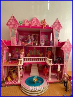 Wooden Barbie/Dollhouse, KidKraft+ dolls+furniture+horses(move and sound)+clothes