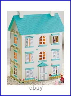 Wooden Light Up Dolls House