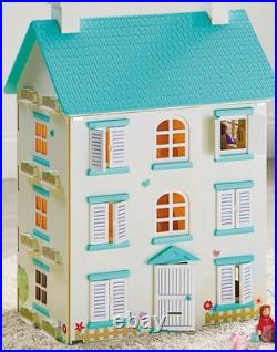 Wooden Light Up Dolls House Girls Toy