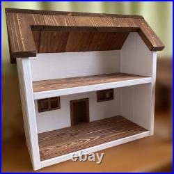 Wooden house for 1/6 dolls, handmade miniature, Sylvanian Families, Petit