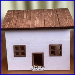 Wooden house for 1/6 dolls, handmade miniature, Sylvanian Families, Petit